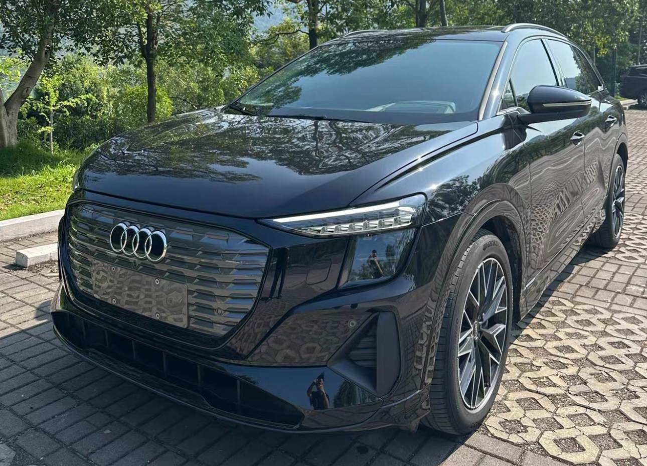 Audi Q5 e-tron 40 Starshine Mecha Edition EV 7-Seater