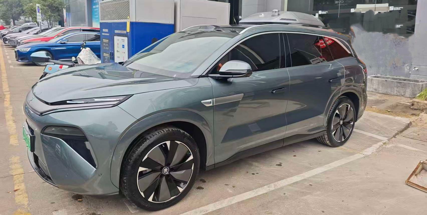 2025 BYD Tang L DM-p 175km 4WD Drone Edition Ink Bamboo Green Almost New Car