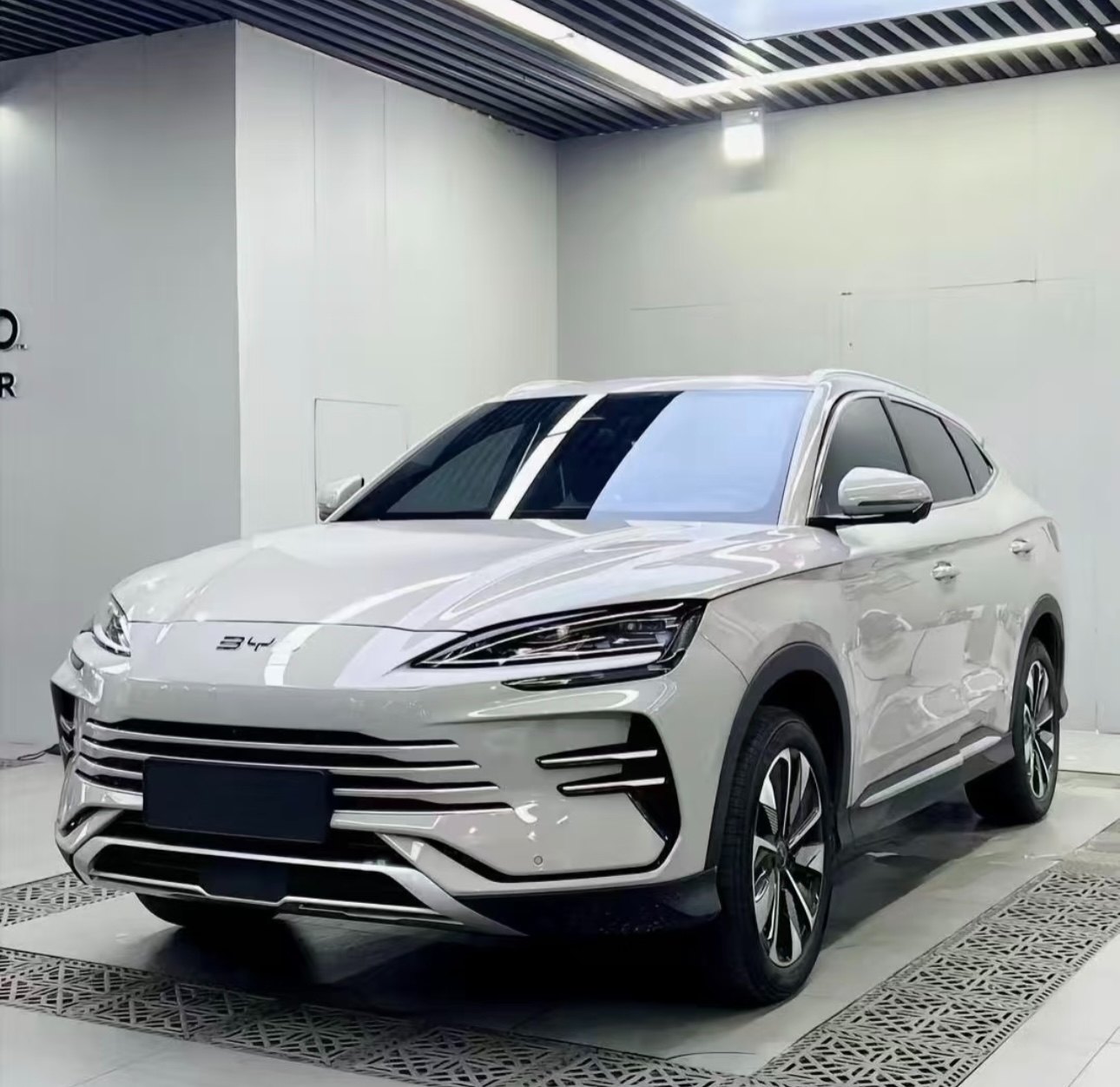 Used 2023 BYD Song PLUS DM-i AI Drive Edition Compact PHEV SUV