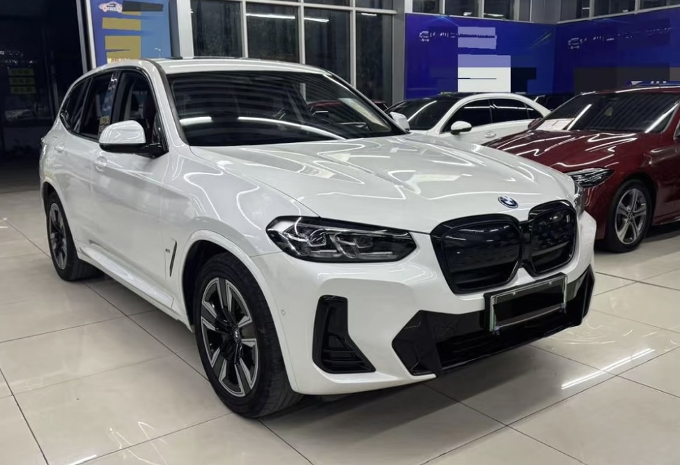BMW iX3 Leading Edition BEV 500km - White/Red