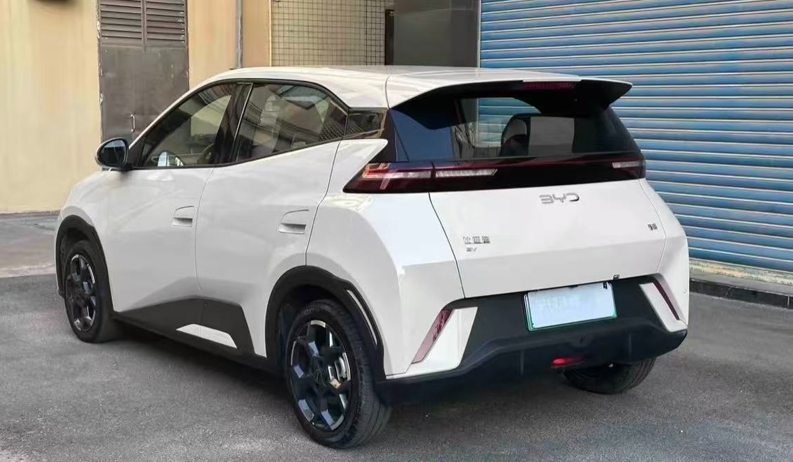 2025 BYD Seagull 405km Flying Edition - White, Original Paint (5224km)