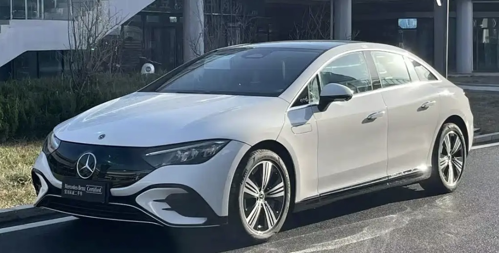 Mercedes-Benz EQE 2025 500 4MATIC Pioneer Edition