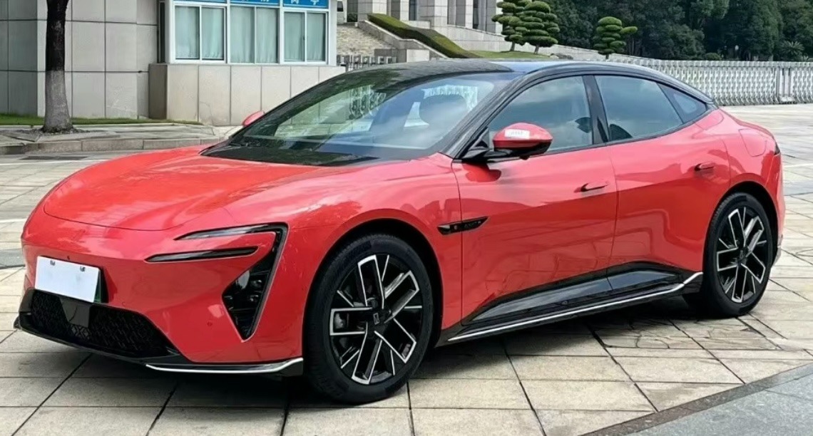 2025 AVATR 06 Pro EREV