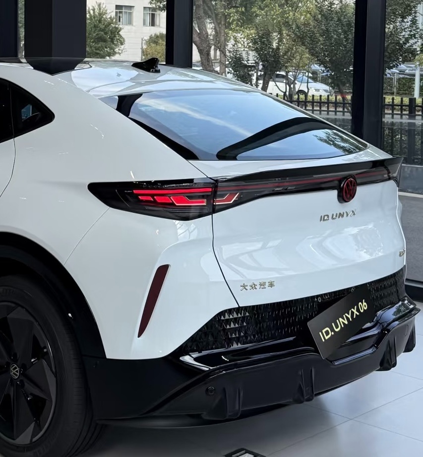 Volkswagen ID.UNYX Trunk Cover, Used OEM Part for ID.UNYX EV Coupe SUV