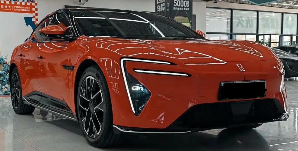 2025 AVATR 06 Pro EREV