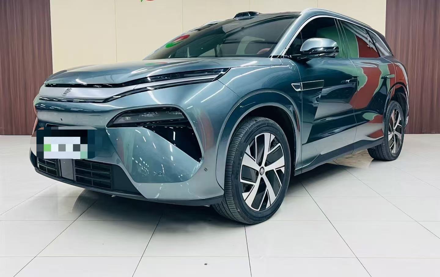 2025 BYD Tang L DM-i