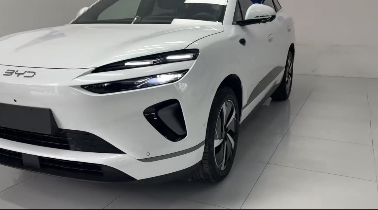 2025 BYD Sealion 06 DM-i Navigator 170Pro, Original Paint, Low Mileage