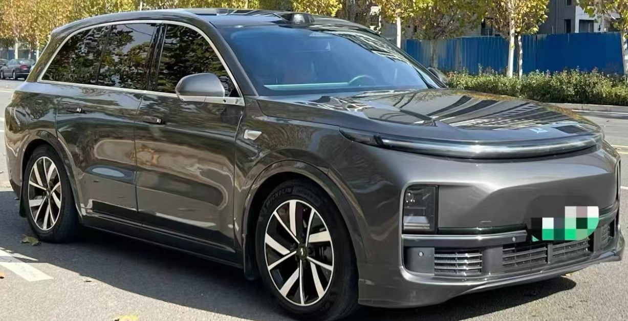 2023 LiXiang L8 Pro